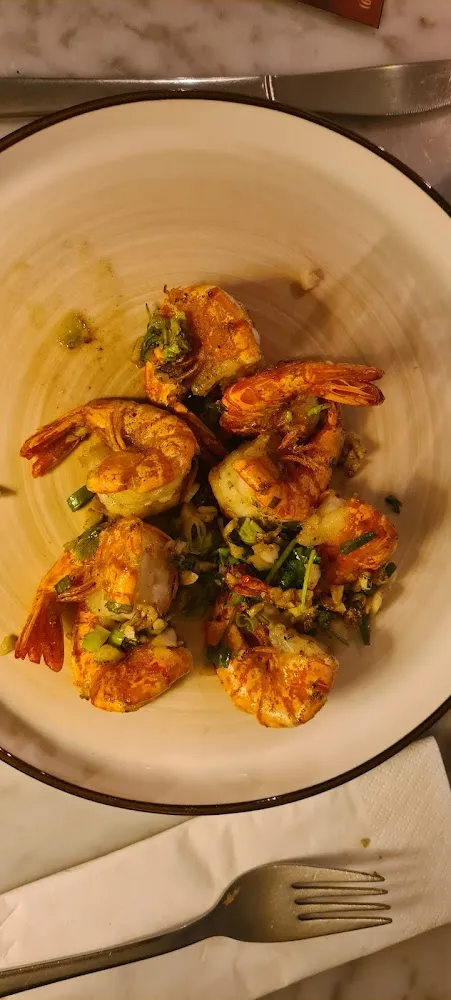 Crevettes Sautés À l'Ail